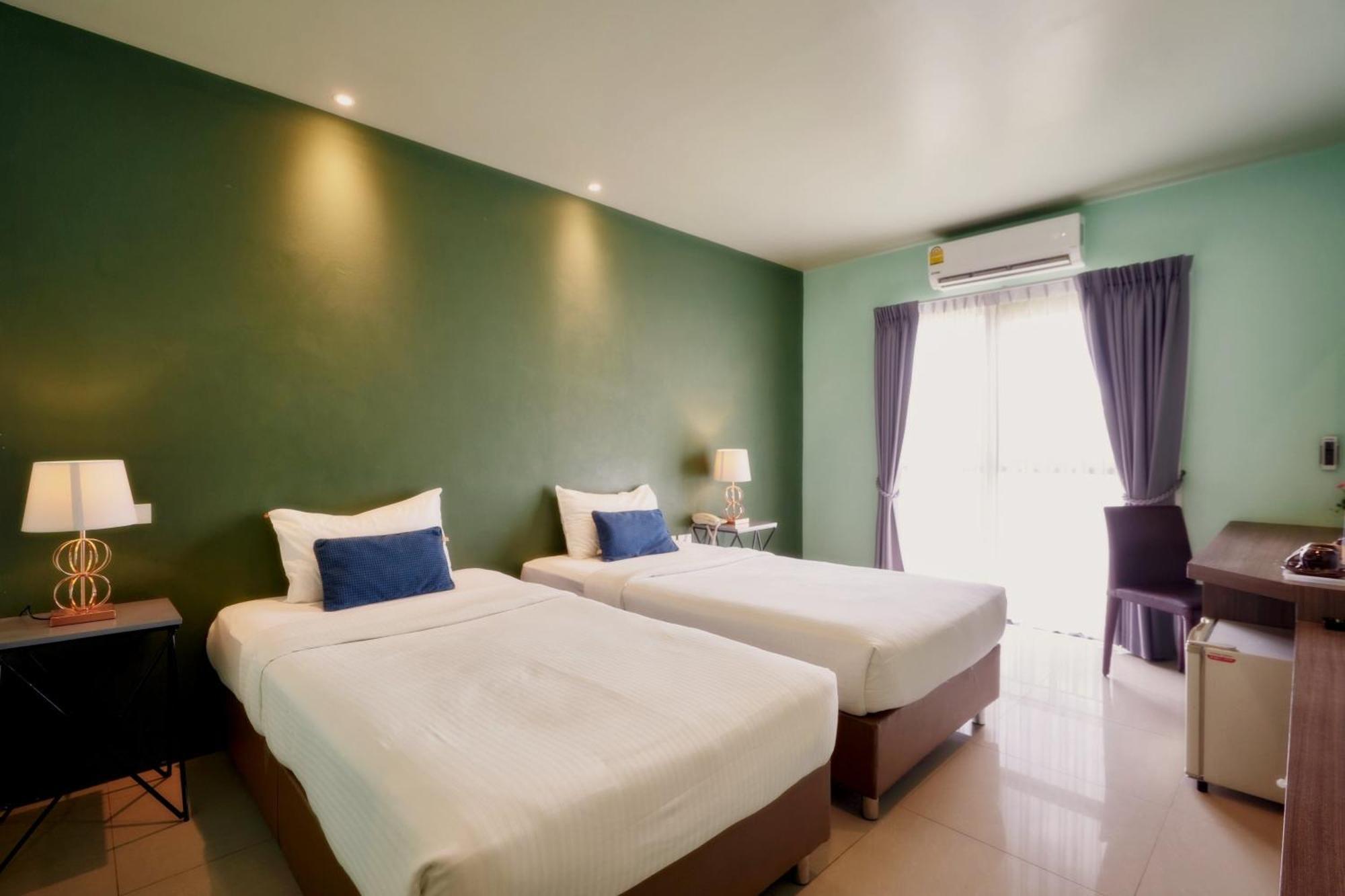 H Hotel Phrasing Chiang Mai Exteriör bild